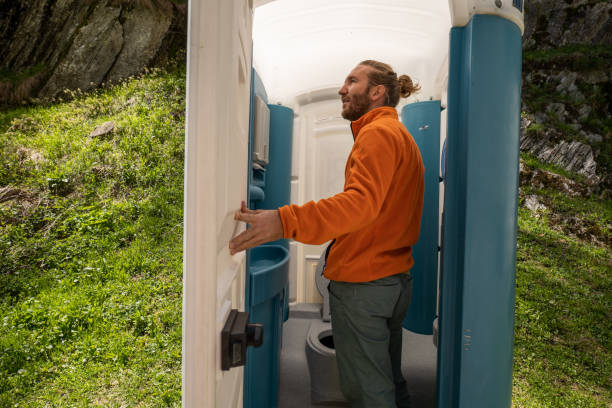 Best Porta potty rental near me  in Pineville, LA